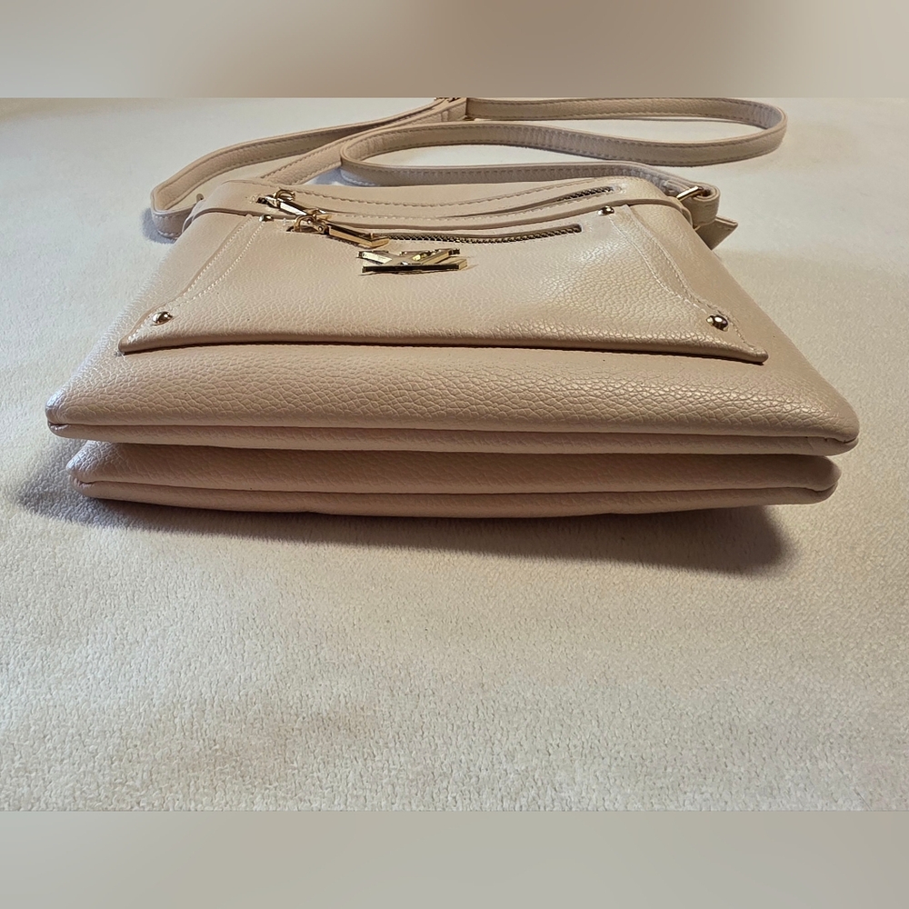 Fashion Designer Bag 9 X 8 Cream Crossbody ShoulderPurse - Picture 3 of 5